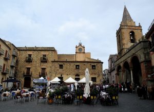 comizi turismo a castelbuono wifi libero antenna sicilia teatro festival