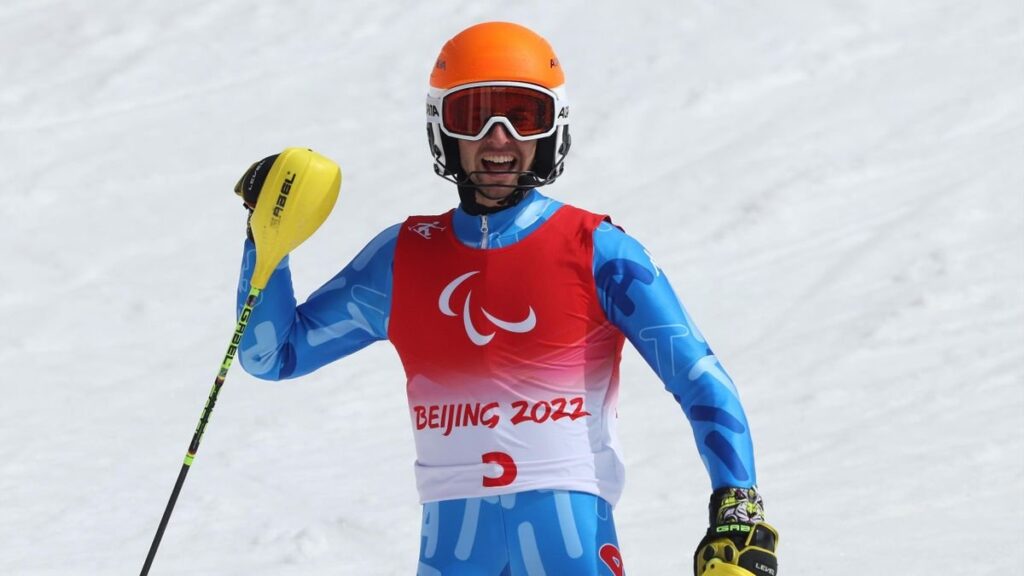 Atleti paralimpici Giacomo Bertagnolli e Giuliana Turra età: ha 27 anni (Giacomo); N/D (Giuliana), data di nascita e segno zodiacale