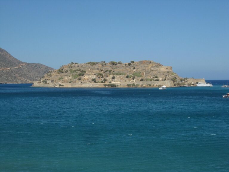 Gorgona: l'isola-carcere che si può finalmente visitare con accompagnatore